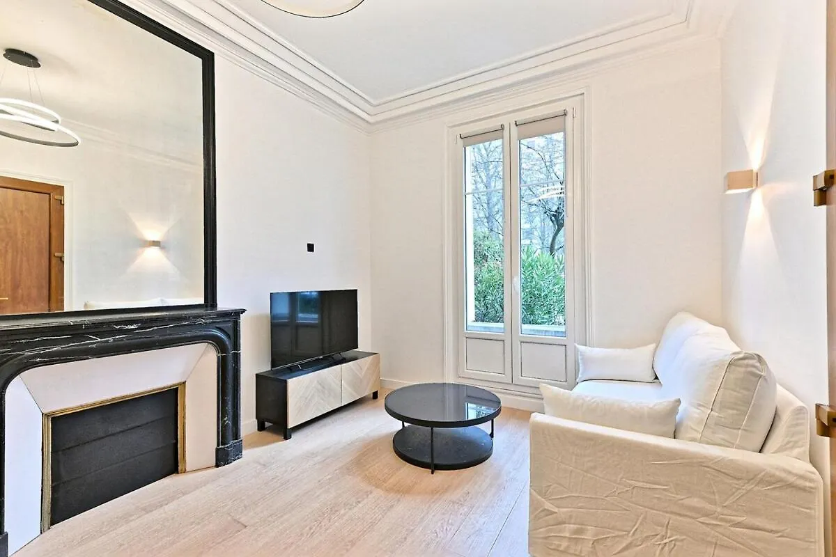 Elegance Et Confort Quartier Prestigieux De Paris France